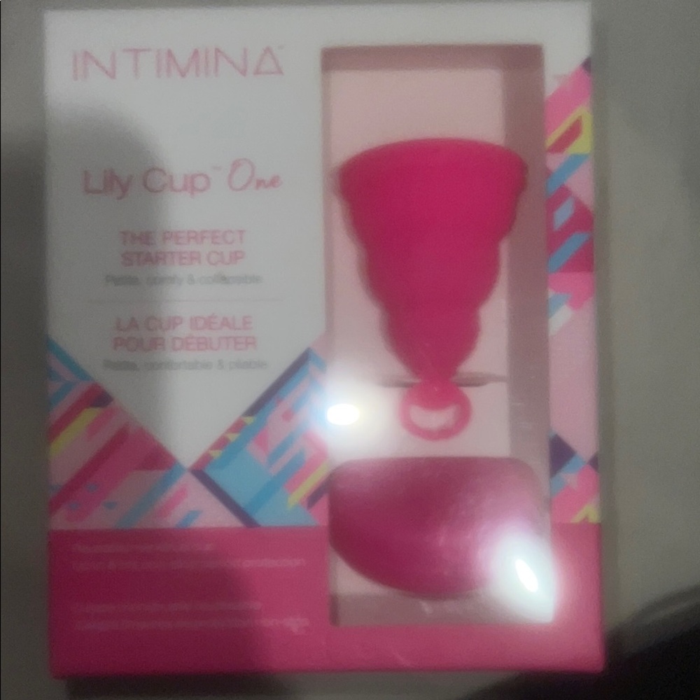 Vibrant Pink Makeup Palette with Bold Colors